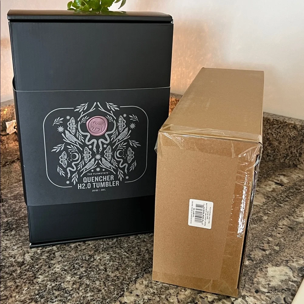 Stanley The Halloween 🎃 Quencher H2.0 Flowstate Tumbler 20 oz - Picture 10 of 10